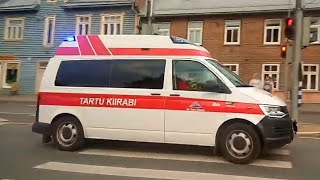 *TWO TONES + Hi-Lo* Estonian ambulance responding in Tartu / Tartu kiirabi vilkuritega