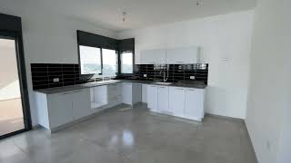 For sale Penthouse in Tel Aviv / 4BR / 2 BATHS / Sarah Elfassy broker