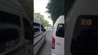 Bloquean la carretera federal 200 Pinotepa Salina Cruz en El Charquito Jamiltepec, piden otro censo