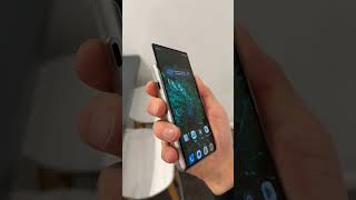 Motorola Rollable "Moto Rizr" Concept Phone Hands On!