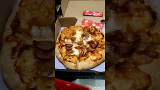 Pesta Pizza @PizzaHutIndonesia 😍😍😍 Happy Weekend #makanpizza #pizzaphd #happyweekend