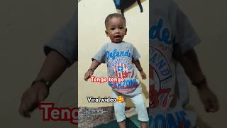 tenge tenge  viral #funny #dancevideo बाबू दिव्यांश का टांग डांस गजब है