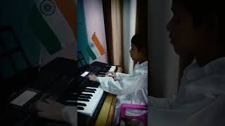 Sandeshe aate hain tone 🥰🥰 # shorts # video # piano #