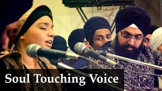 (Soul Touching Voice)Sun Benti Meri -Bibi Parampreet Kaur Ji Delhi Akj