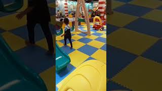 #playground #timezone #happyholidays #kidszone #short #shorts #videoshort