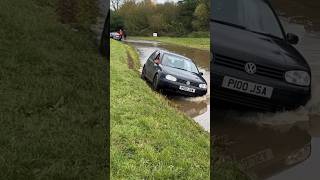 Guess that’s one way to do it but it works 🤷‍♂️😂 #flood #entertainment #rufford #ruffordford