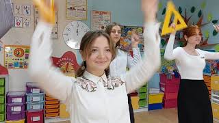 Святковий день починається з неймовірного виступу 112 групи👩‍🏫💜💫