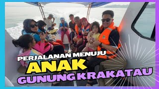 Perjalanan wisata menuju gunung krakatau