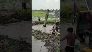 👆 Excavator Matador Shantui Vs. Deep Water In Canal Part 154