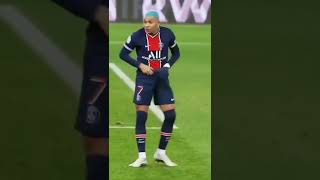 #مبابي المجنون 🤣.        #shorts       #football     #skills    #mbappe        #psg