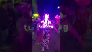 si paling ramah abrendaa#karnaval #beranda #dj #storywa #remix #costume #dance #shorts #nari #kebaya