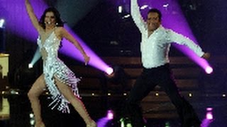 ALESSANDRA ROSALDO E ISRAEL BAILANDO MUSICA DISCO