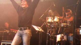 Gino Vannelli - People gotta move (Live fragment) 08-02-2009 Paradiso, A'dam