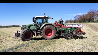 Strip Till Strip Hawk Planter 8 rows with front tank Aura.