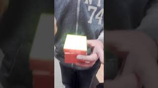 4x4 Rubik Cube solved in 1 sec. WR