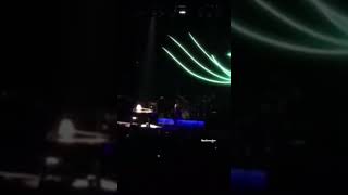 Christine McVie singing Songbird - Fleetwood Mac - Providence, RI 1/28/15