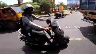 ijjaathi riding!!! chechi alla ****🤣🤣  funny seen ktm rider , subscribe for more...