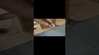 rénovation d'un parquet peind en gris / ponçage et vitrification mat