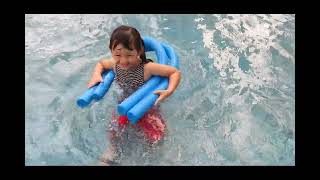 Si Yun swiming