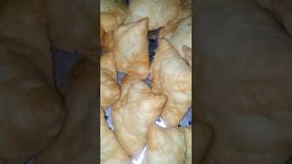 Samosa #food #pakistanidish #fypシ゚viral #foodie #celebchef #samosa #inspirational