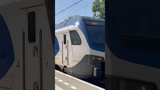 #treinleven flirt vertrekt van Dordrecht zuid