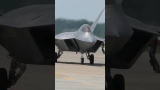 Epic F-22 Raptor Taxi #subscribe #military #aviation