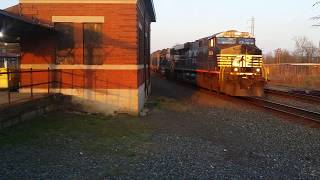 Norfolk Southern 33K passing Bound Brook