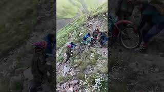 один упал обрыв #enduro #moto #motocross