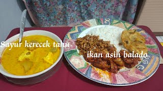 Mukbang kerecek tahu.ikan asin balado.orek tempe dan bakwan jagung ‼️sesekali tidak ada sambal❤️