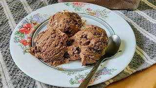 Homemade Chocolate Chip Icecream/Kerala snacks box