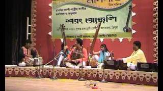 Anol Chatterjee singing Tarana - Raga Bageshri.flv