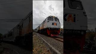 KERETA TELOLET BASORE #shorts #trending #railways