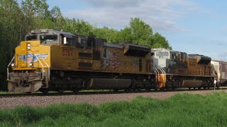 UP 1989 Trails On UP Train ALSS On The Altoona Subdivision