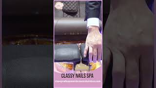 Longtador và Classy Nails Spa ở Columbus, Ohio