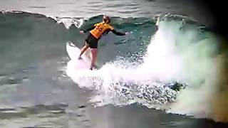 Van Dijk (blu) & Gilmore in action !,8/4/18 WOMENS ROUND 3(heat2) (Sat morn)  @ US OPEN SURF HB  N