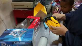 Mobil mainan remot control. Little Toys