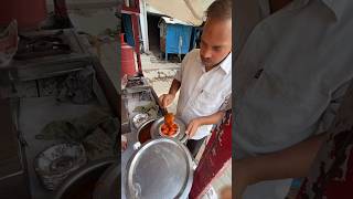 तू क्या Food Vloger बने गा रे बाबा 😀 ये Manchurian Pakudi है या और कुछ?