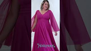 Lindo Vestido de Festa Plus Size com Brilho e Manga Capa