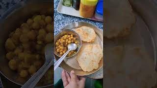 Luchi (লুচি) ghugni  #trending #food #shorts #music #bengalifood