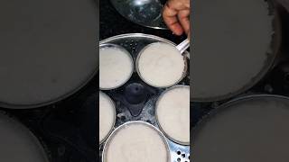 Soft, Fluffy Idli batter recipe with tips nd tricks #ytshorts #shorts #southindianfood #idli #recipe