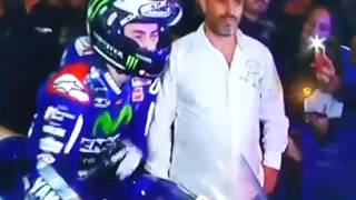 Lorenzo va a fuoco sulla Yamaha