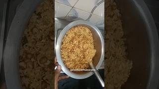 Crispy Poha Chivda Recipe 😋#shorts #shortsfeed #youtubeshorts #cookwithmanorama #namkeen #faral