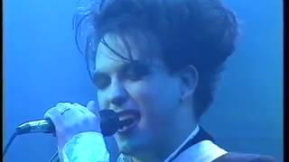 The Cure - Catch (UK TV The Tube 1987)