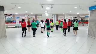 It's Christmas Time Line Dance - Demo By D'Sisters & Friends @pennytanml & @shirleybang1684