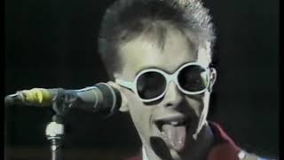 Toy Dolls - Fisticuffs in Frederick St. (The Tube 1984)