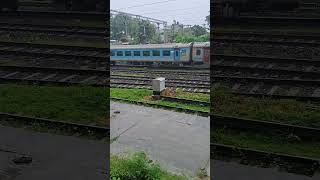 LHB Coach #shatabdi_express Look Awesome #crossing #driverted between Jangipur Azamgarh