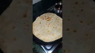 Kashmir Dishes is live! ||roti banane ka aasan tarika How to make romali roti || 👩‍🍳 explore ytshort