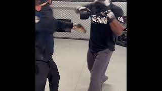 Jon Jones padwork #jonjones #ufc #mma #boxing #padwork #muythai #kickboxing