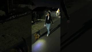 Lesa SHAW are lumina LED si spatiu de depozitare pentru saculeti❤#lesashaw #shawdogleash