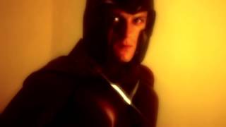 Cosplay Magneto